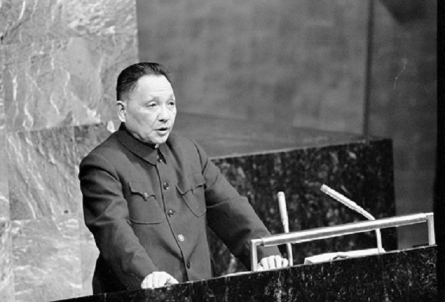 82年,邓小平为何要坚决裁掉铁道兵?面对异议邓小平的回复很高明