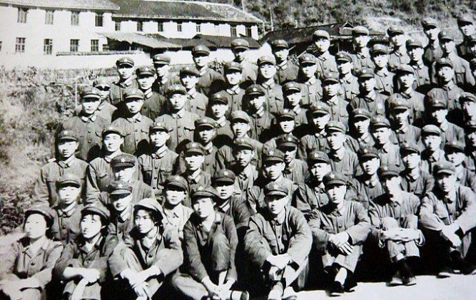 38年前铁道兵被裁,司令员和政委都是开国上将,他们后来去了哪?